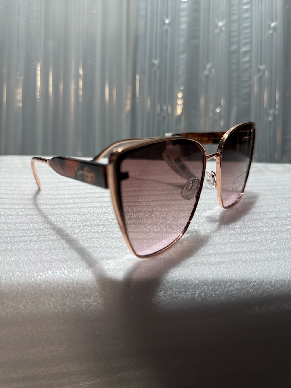 Jessica Simpson Women’s Metal Vented Cat Eye Rose Gold Sunglasses. NEW